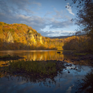 Sunset cliffs along Virginia's New River Gorge.